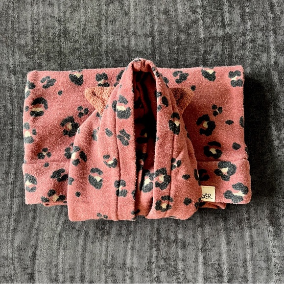 Lulu + Roo Apple Cider Cheetah Hooded Sweater with Ears Size 6-12 Months - Picture 7 of 7